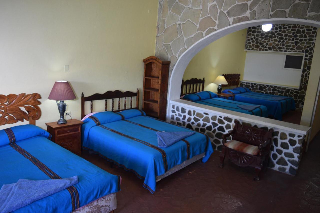 Hotel Playa Linda Panajachel Eksteriør billede