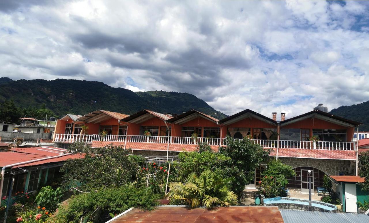 Hotel Playa Linda Panajachel Eksteriør billede