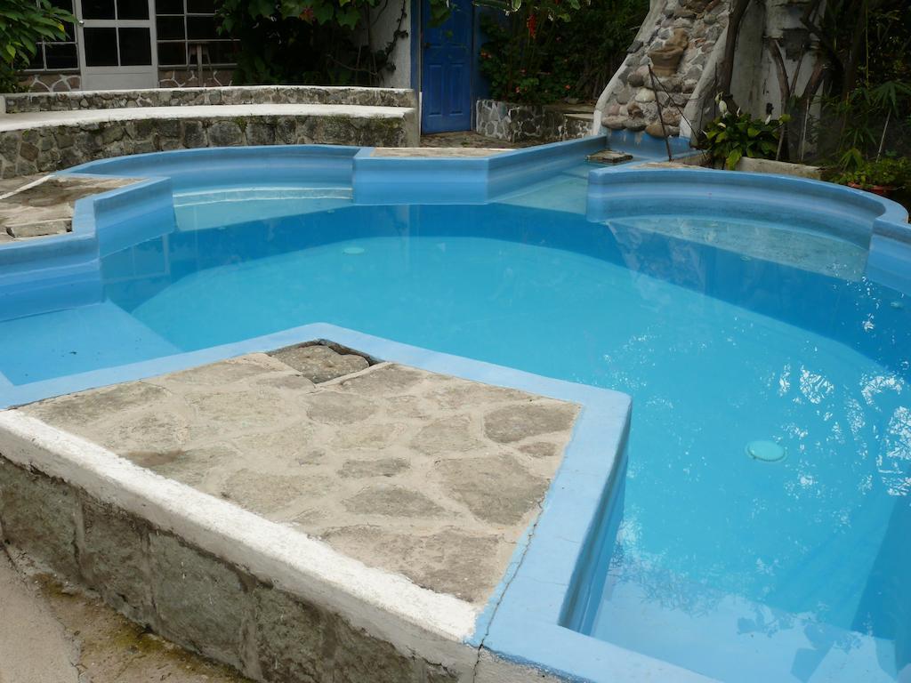 Hotel Playa Linda Panajachel Eksteriør billede