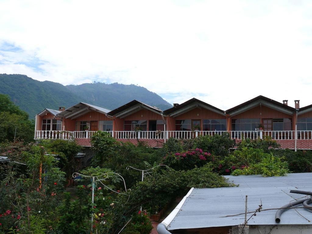 Hotel Playa Linda Panajachel Eksteriør billede
