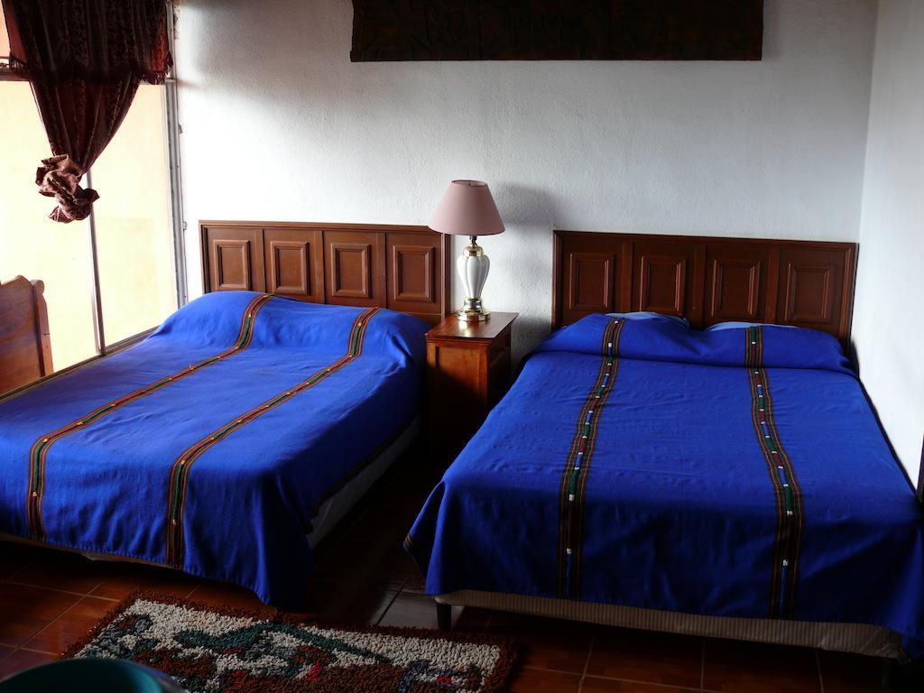 Hotel Playa Linda Panajachel Værelse billede